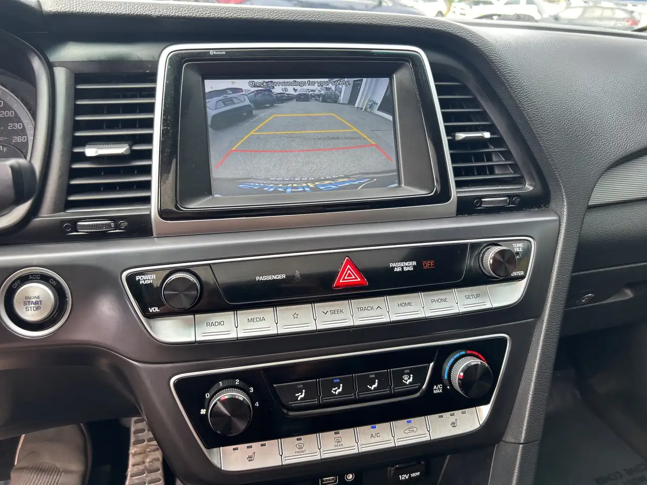 Hyundai SONATA снимка Hyundai SONATA