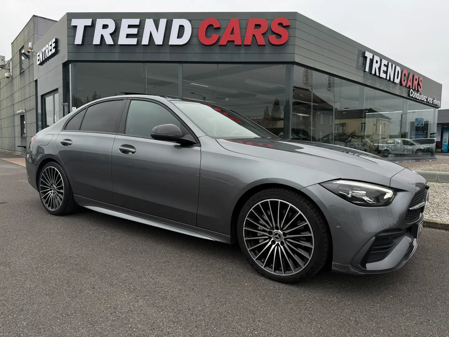 Mercedes-Benz C 180 9G-TRONIC PACK AMG PACK NIGHT PANO CARPLA LED AMBI Gris - 2