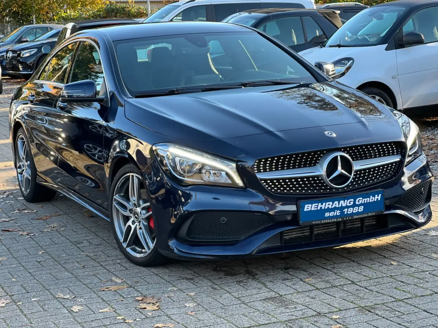 Mercedes-Benz CLA 180 *AMG-LINE*LED*KAMERA*NAVIGATION* Blau - 1
