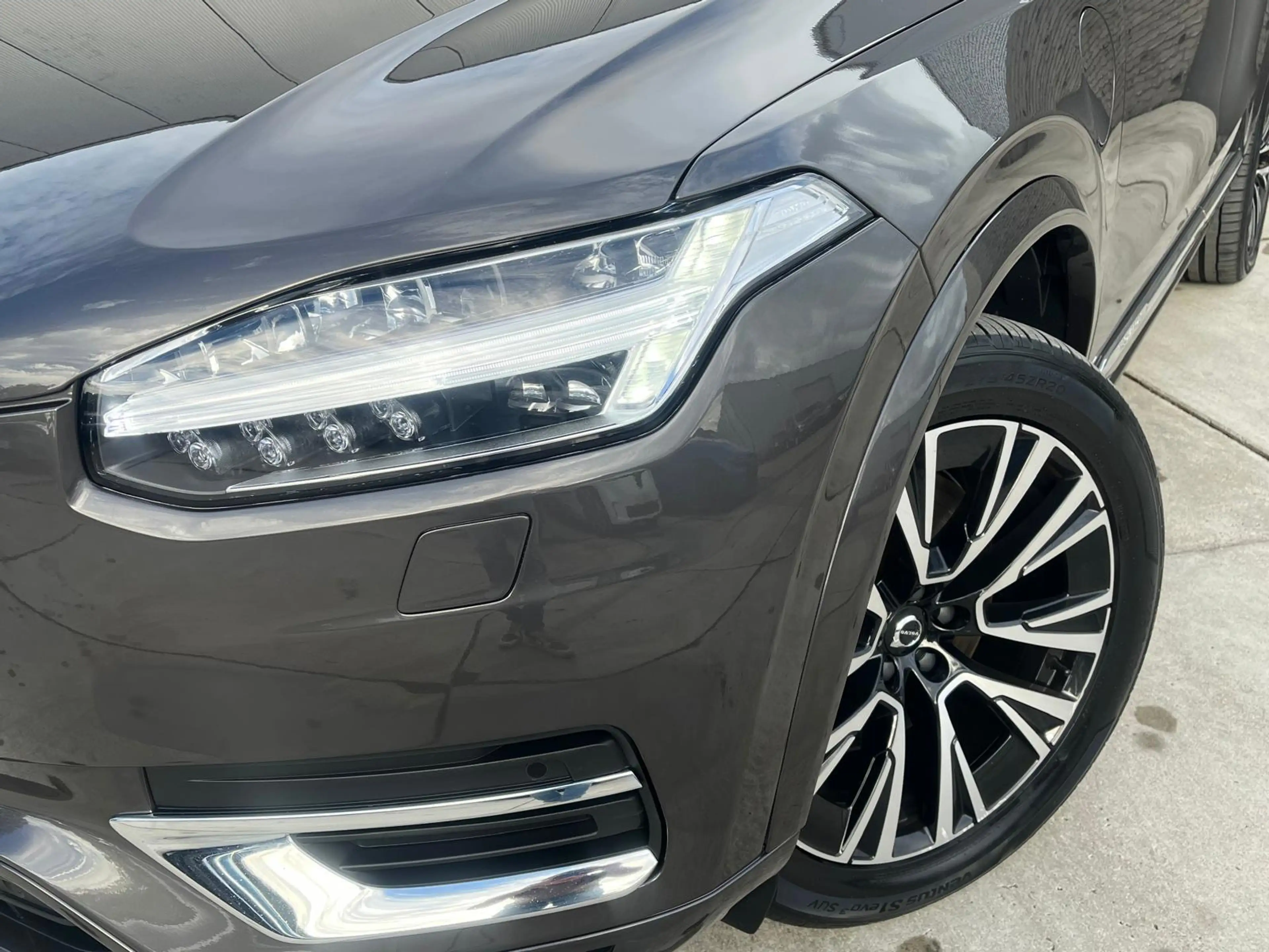 Volvo XC90 2.0 T8 Recharge AWD Ultimate Bright 7P | Adaptive — photo 37