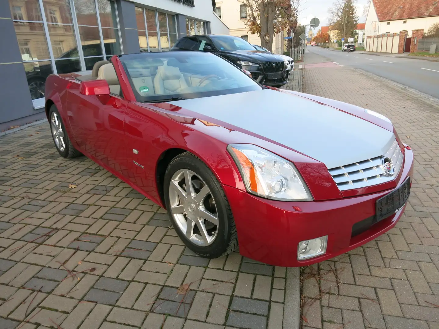 Cadillac XLR XLR 1.HAND SCHECKHEFTGEPFLEGT UNFALLFREI Rouge - 2