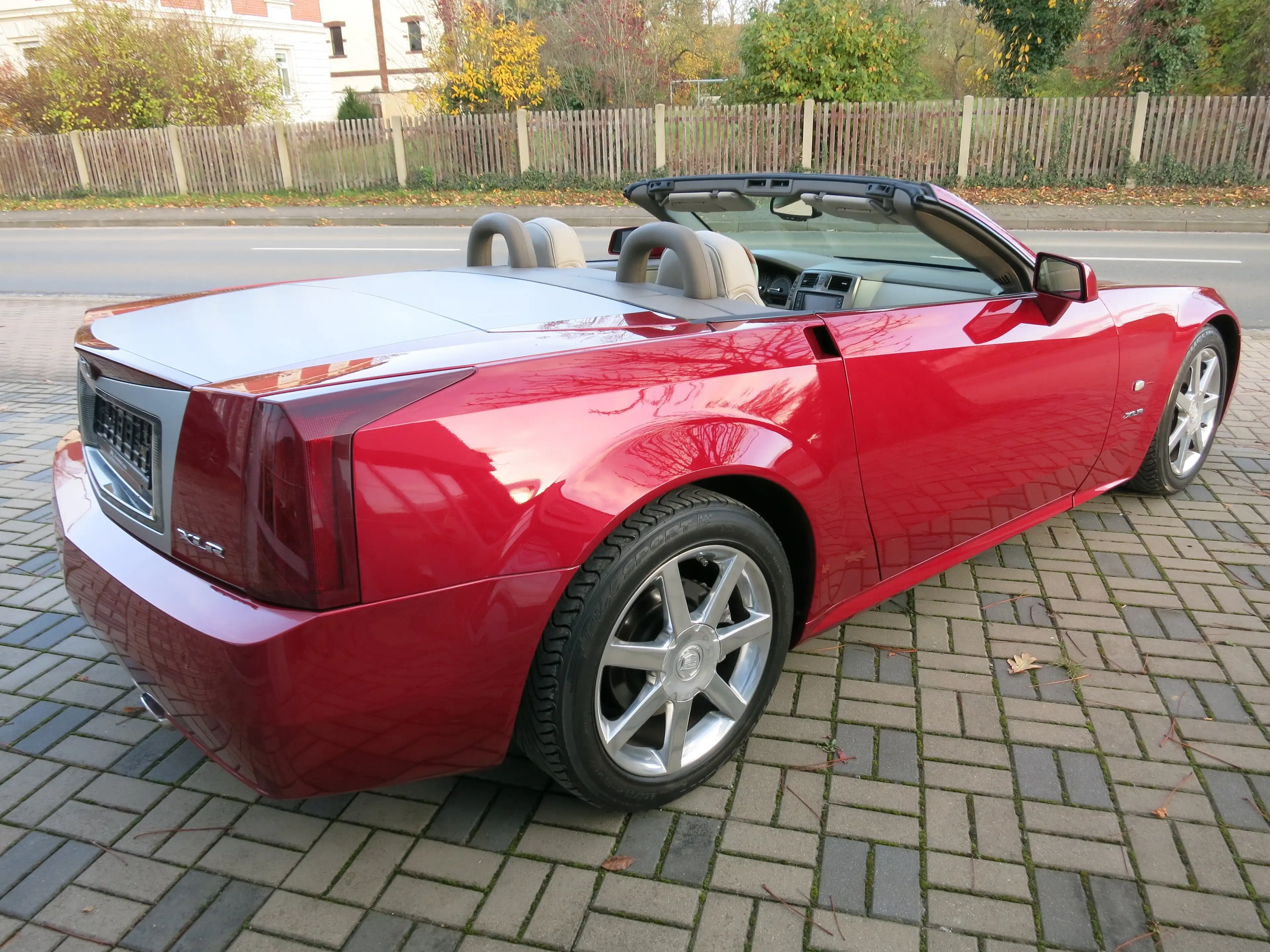 Cadillac XLR XLR 1.HAND SCHECKHEFTGEPFLEGT UNFALLFREI — photo 3