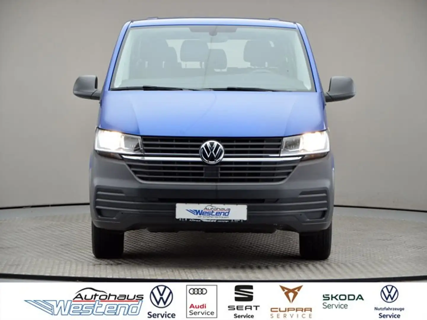 Volkswagen T6.1 Transporter Kombi 2.0l TDI 81kW 5-Gang 9 Sitzer Standheizung Blau - 1