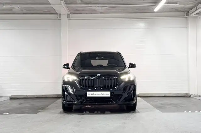 BMW X1 view 6