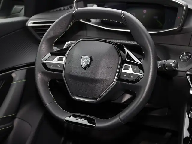 Peugeot 2008 view 15