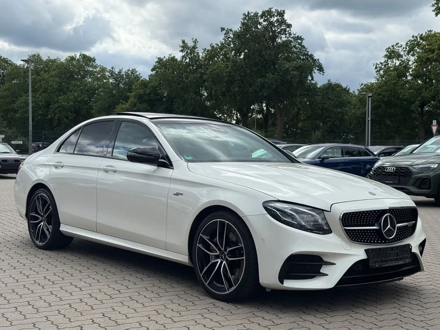 Mercedes-Benz E 53 AMG 4Matic°360°BURMESTER°PANO° Weiß - 2