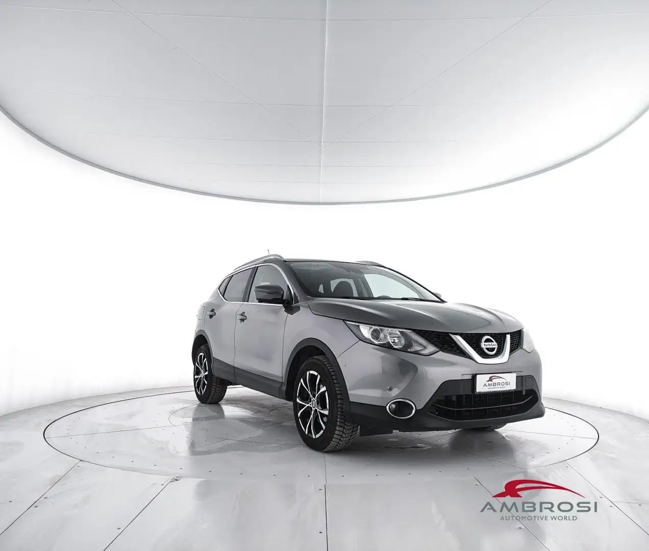 Nissan Qashqai 1.6 dCi 4WD 360 Grigio - 2