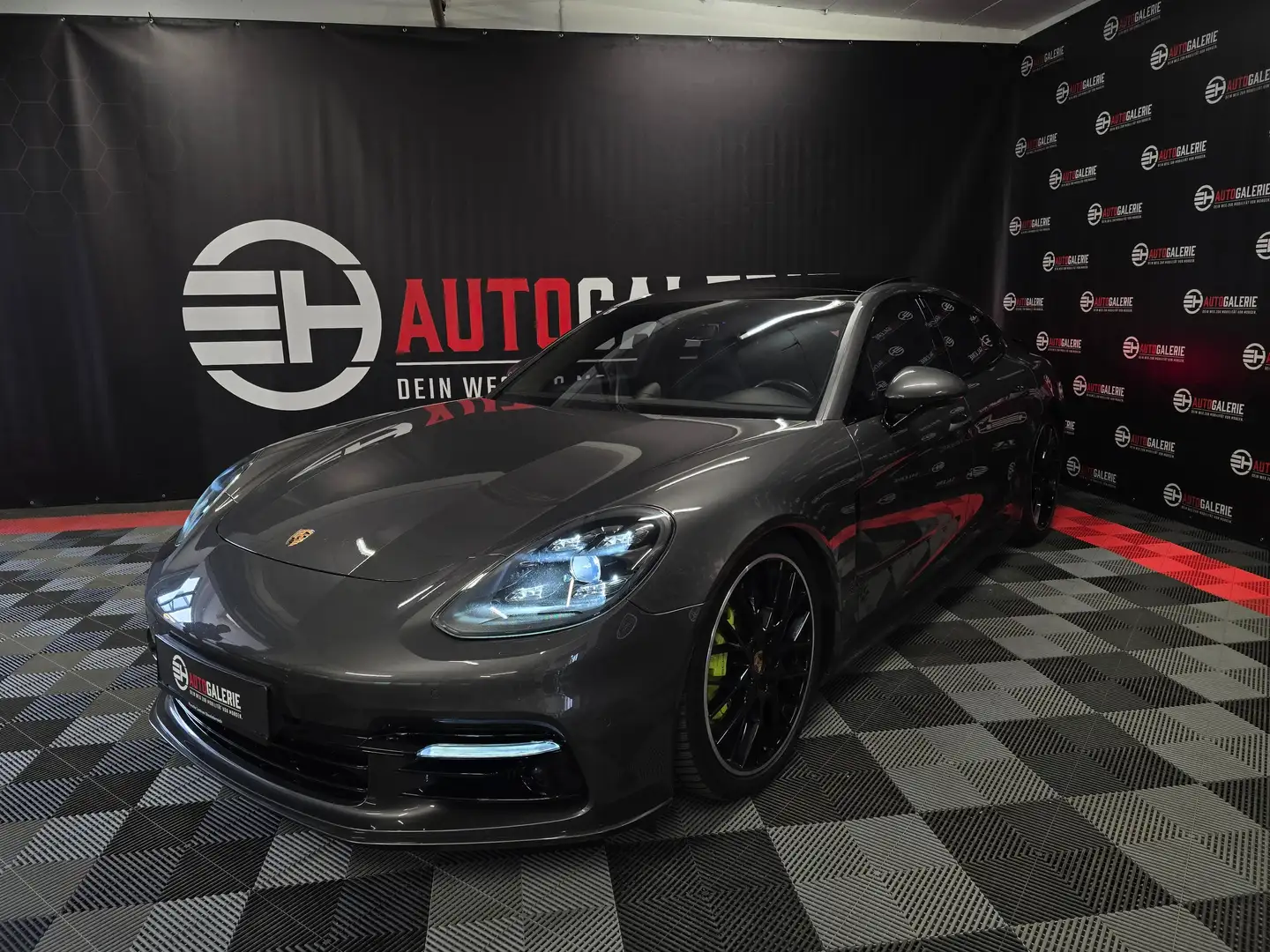 Porsche Panamera Panamera 4 E-Hybrid AGA/Sport-Chrono/Approved2027/ Grau - 1