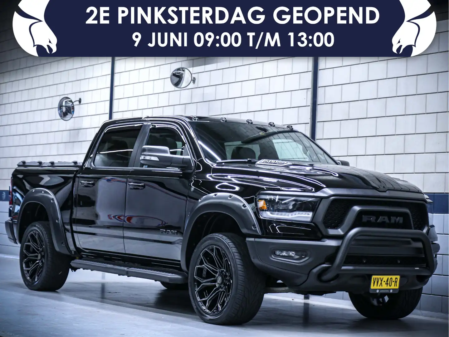 Dodge RAM Rebel Night Custom | Luchtvering | 1500 5.7L V8 He Černá - 1