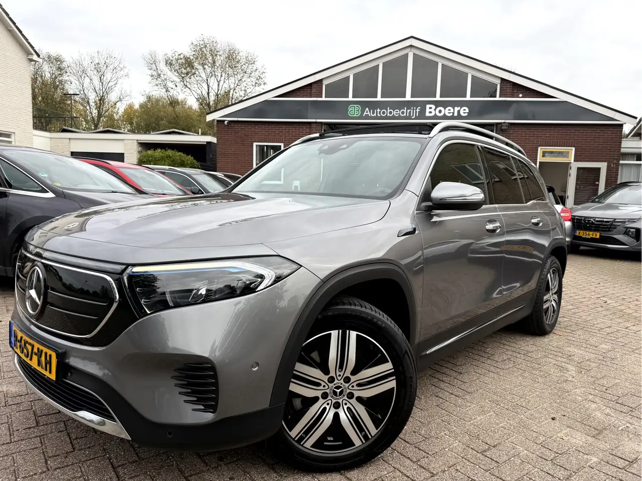 Mercedes-Benz EQB 250