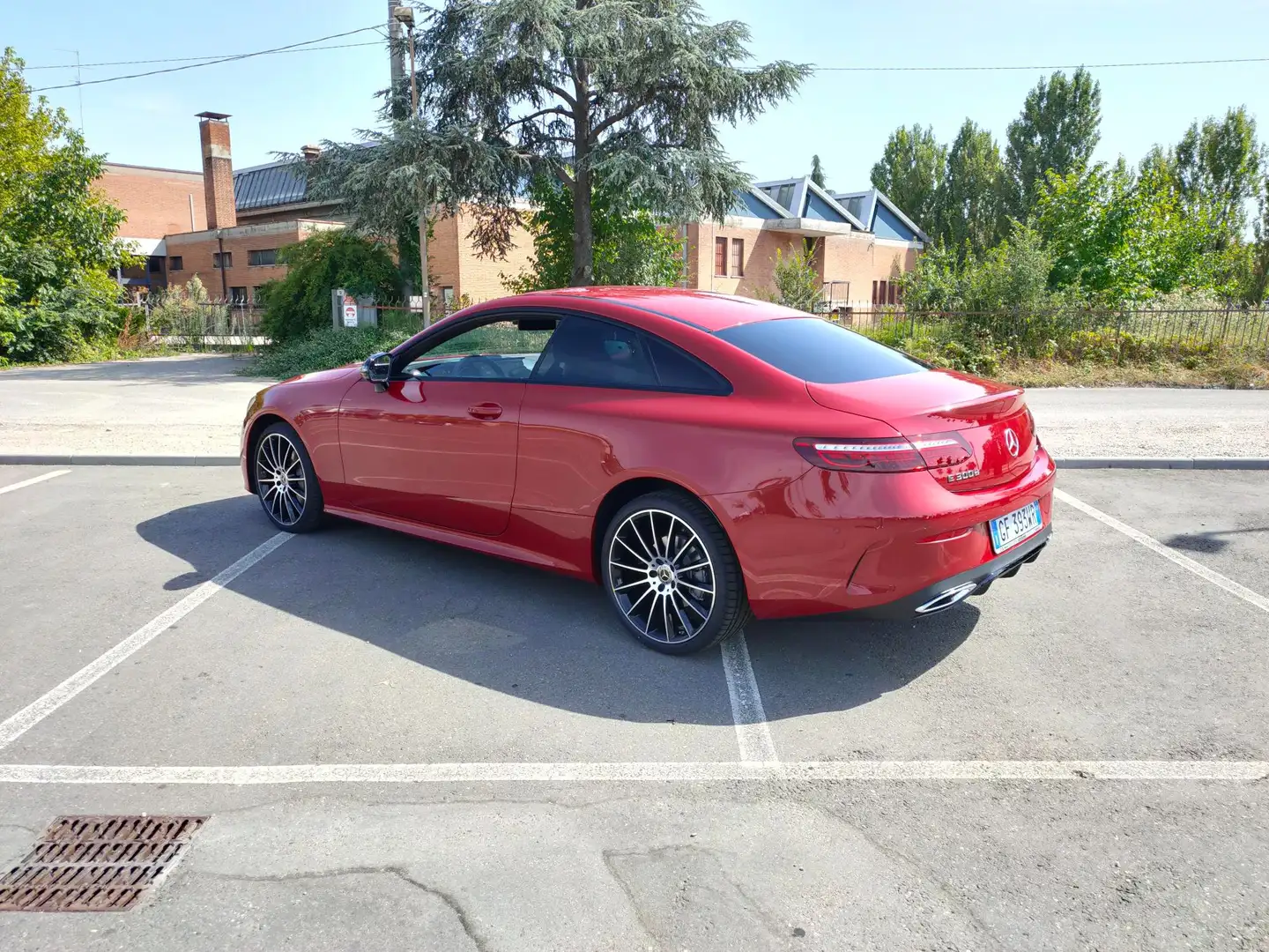 Mercedes-Benz E 300 Classe E 300d Mild Hybrid Premium 4 MATIC Roşu - 2