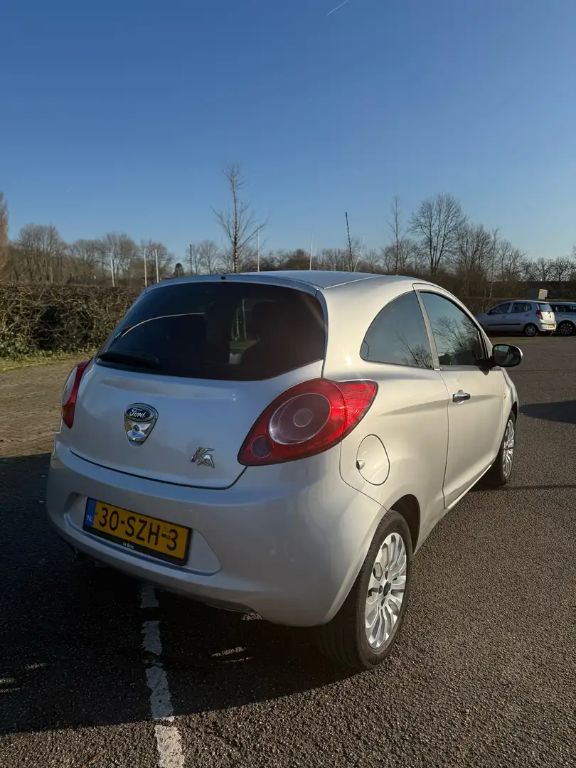 Ford Ka/Ka+ 1.2 Titanium X s/s Grijs - 2