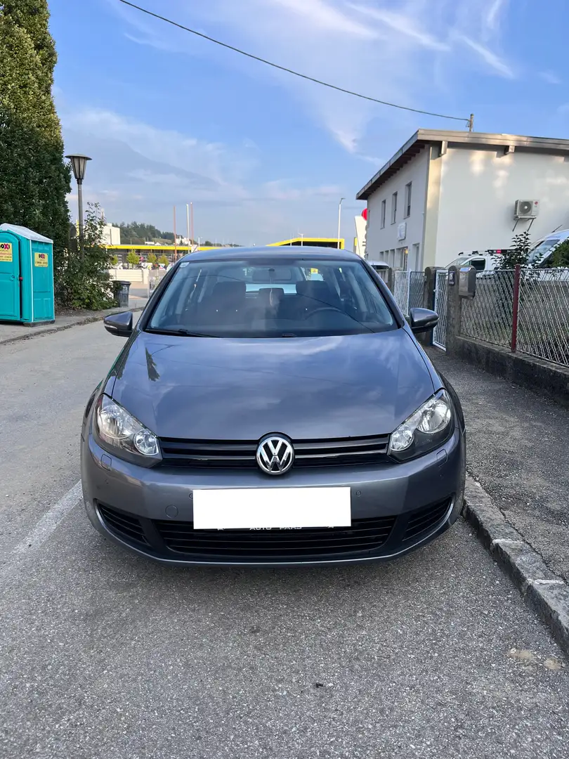 Volkswagen Golf Comfortline BMT 1,6 TDI DPF Grau - 2