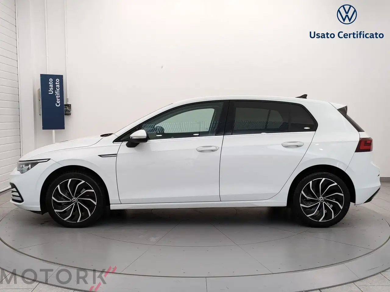 Volkswagen Golf 1.5 eTSI EVO ACT Style DSG 3