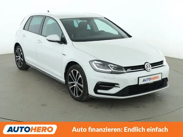 Volkswagen Golf view 8