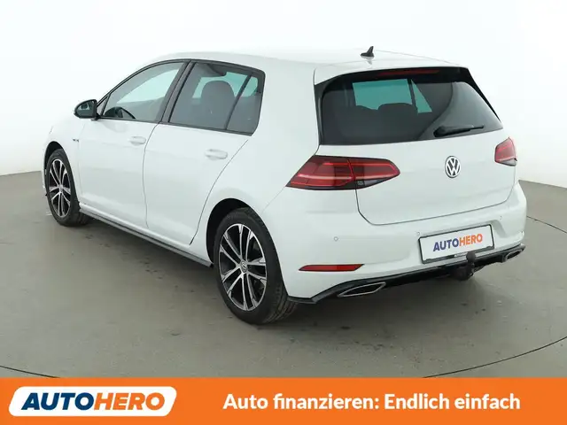 Volkswagen Golf view 4