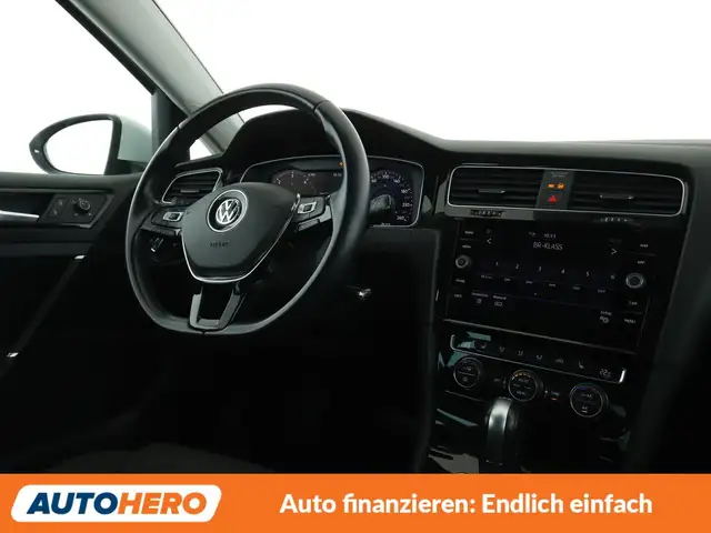 Volkswagen Golf view 13