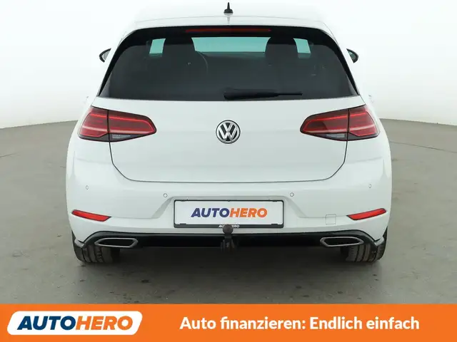 Volkswagen Golf view 5