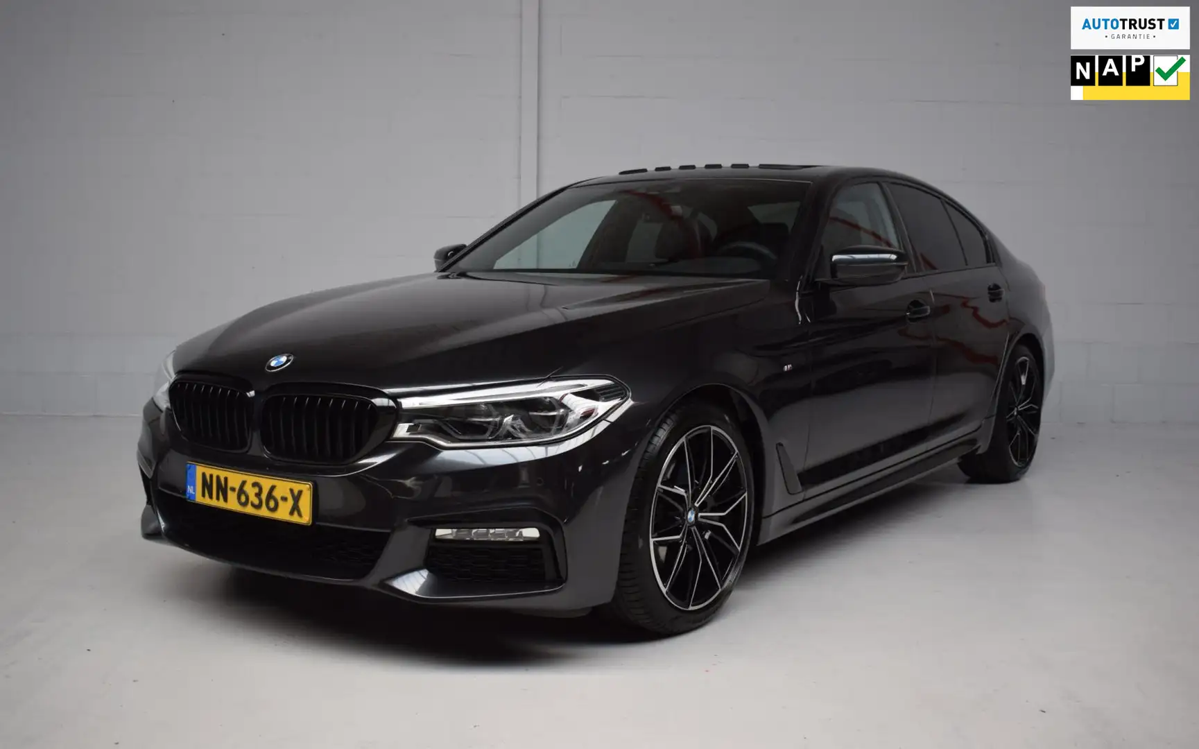 BMW 540 5-serie 540i M-SPORT ORG.NED / NAP / SCHUIFDAK / H Szürke - 1