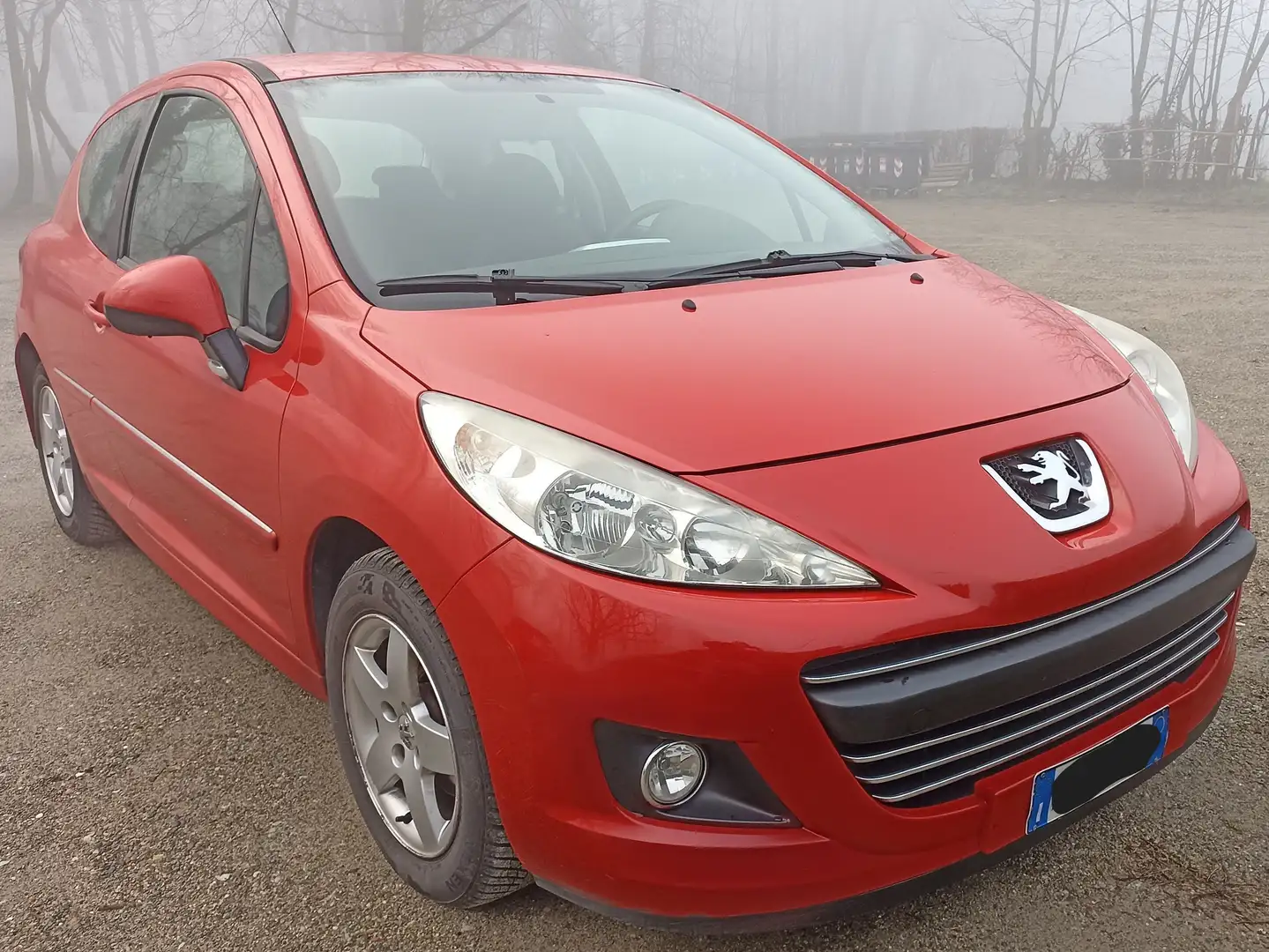 Peugeot 207 207 3p 1.6 hdi 8v Special Edition Rosso - 1