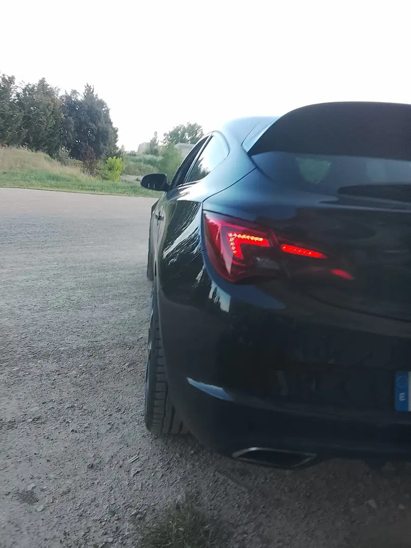 Opel Astra GTC 2.0 T S/S OPC - 2