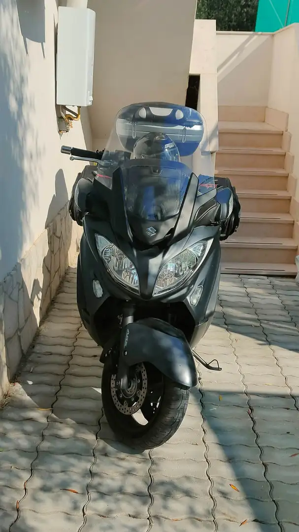 Suzuki Burgman 650 executive Сірий - 2