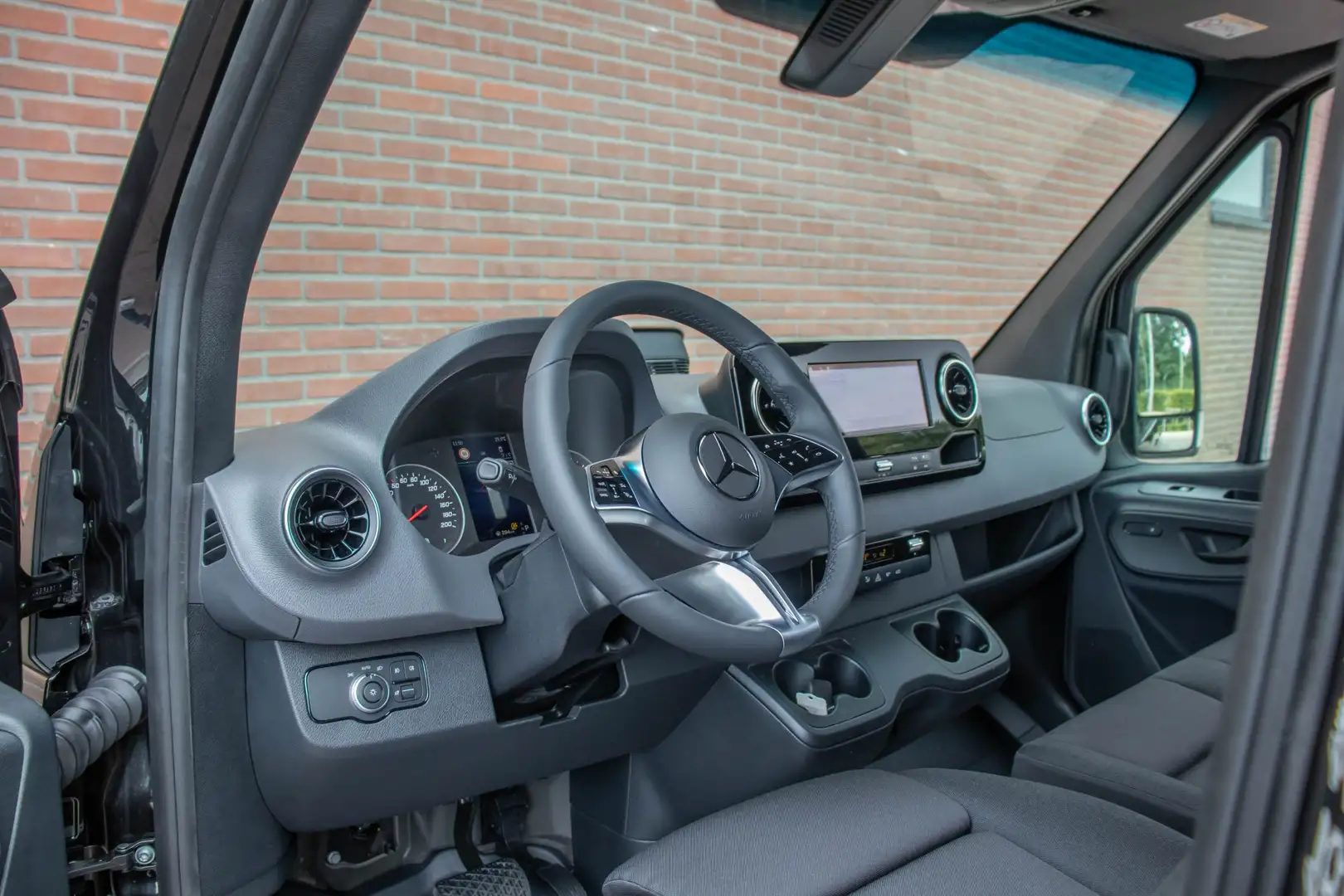 Mercedes-Benz Sprinter 319 1.9 CDI 191PK L2H2 Pro ** BPM VOORDEEL ** Came Noir - 2