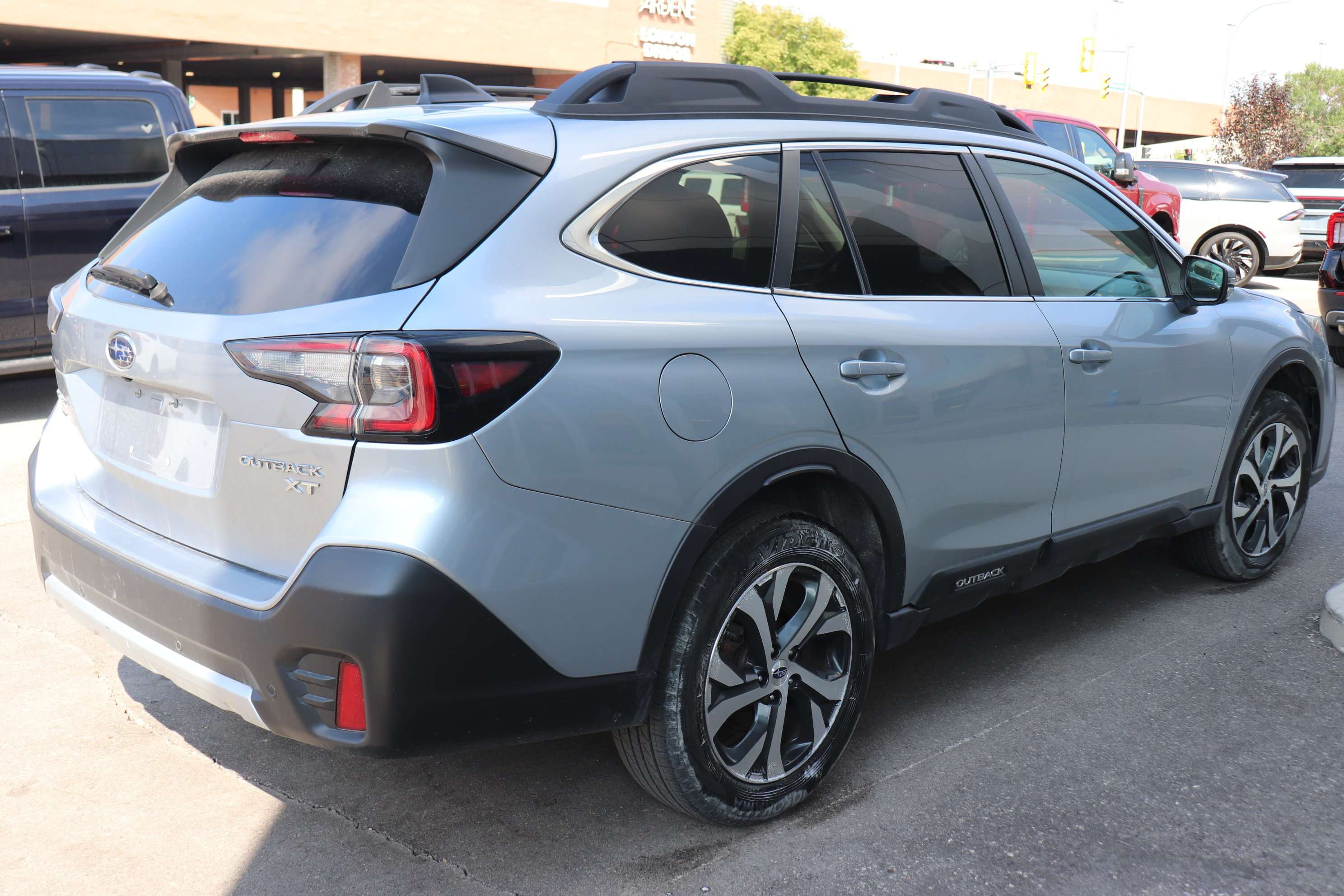 2022 Subaru Outback Limited XT — снимка 1