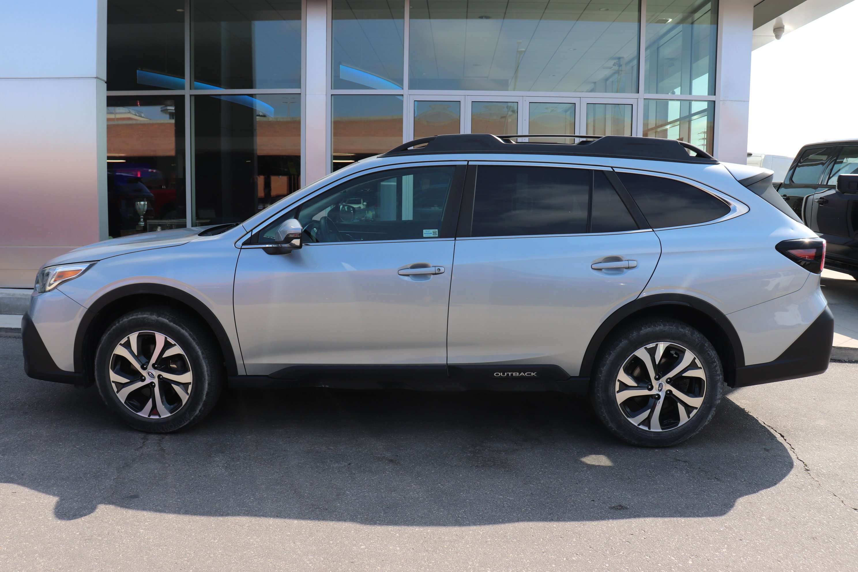 2022 Subaru Outback Limited XT — снимка 1