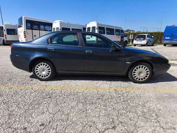 166 I 1998 2.4 jtd Progression 140cv