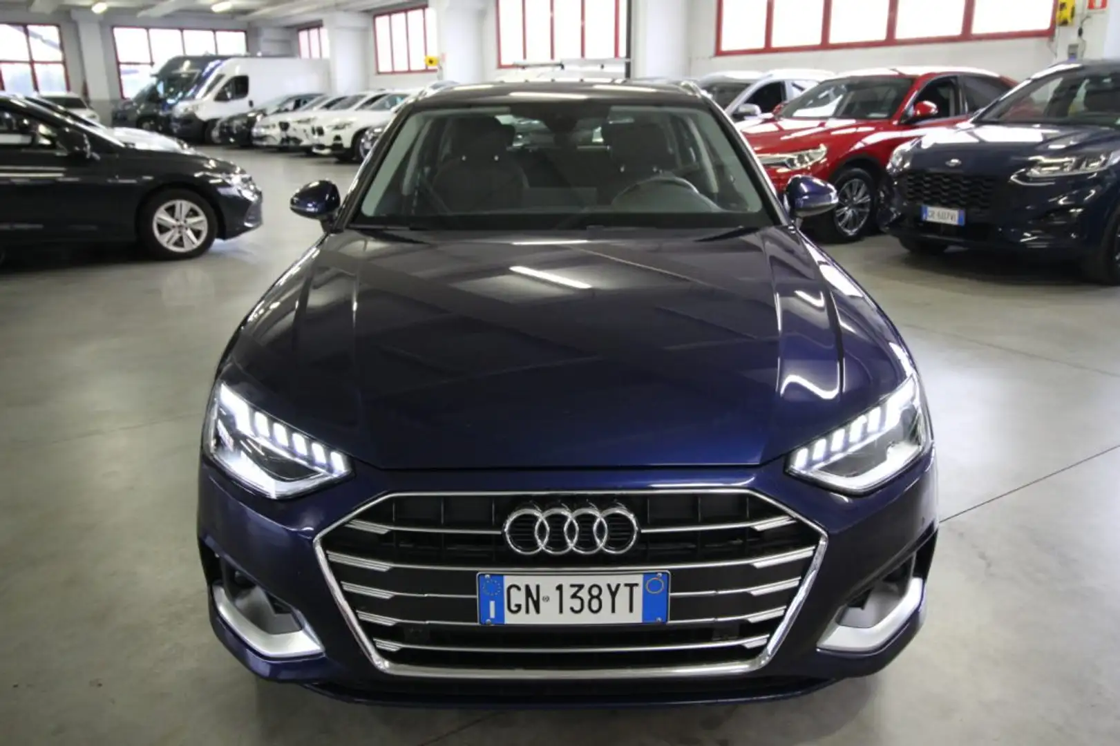 Audi A4 Avant 35 TDI/163 CV S-tronic Advanced Bleu - 1