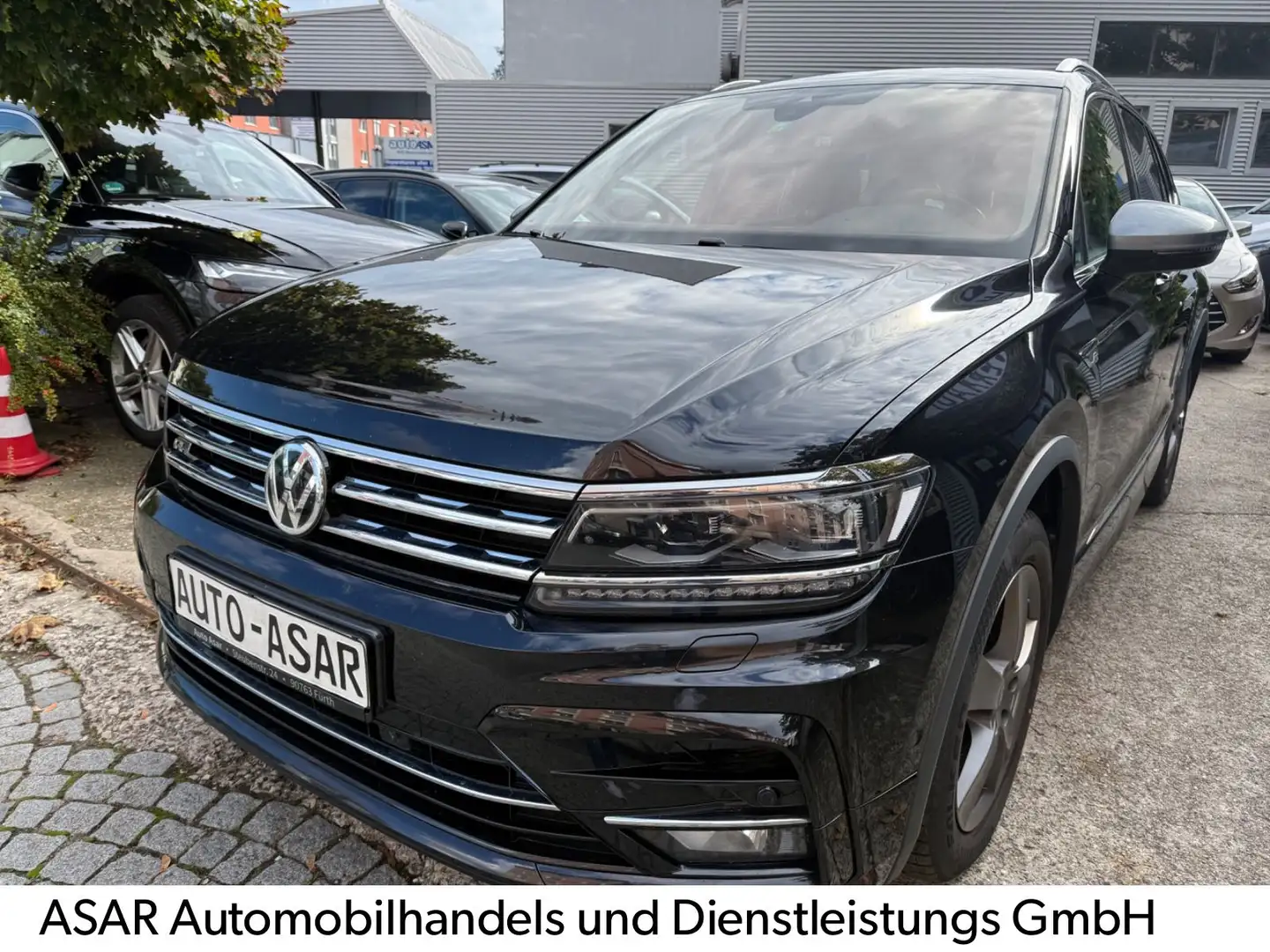 Volkswagen Tiguan Allspace Highline 4Motion R-LINE/PANO/AHK Schwarz - 1