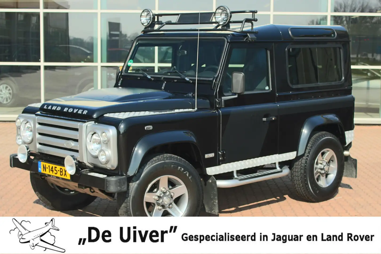 Land Rover Defender 2.4 TD 90 SW SVX 60th Anniversary „De Uiver” Speci Zwart - 1