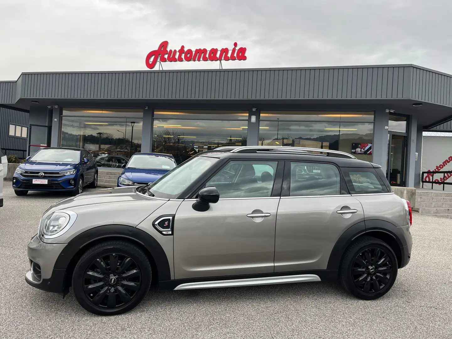 MINI Cooper SD Countryman Mini Countryman 2.0 Cooper SD Business auto Grigio - 1