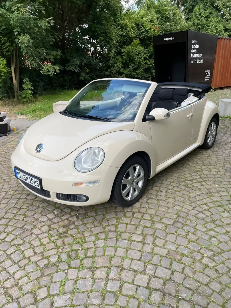 Volkswagen New Beetle Cabriolet 1.6 United bis 29.7. - 1000€ Rabatt! Beige - 1