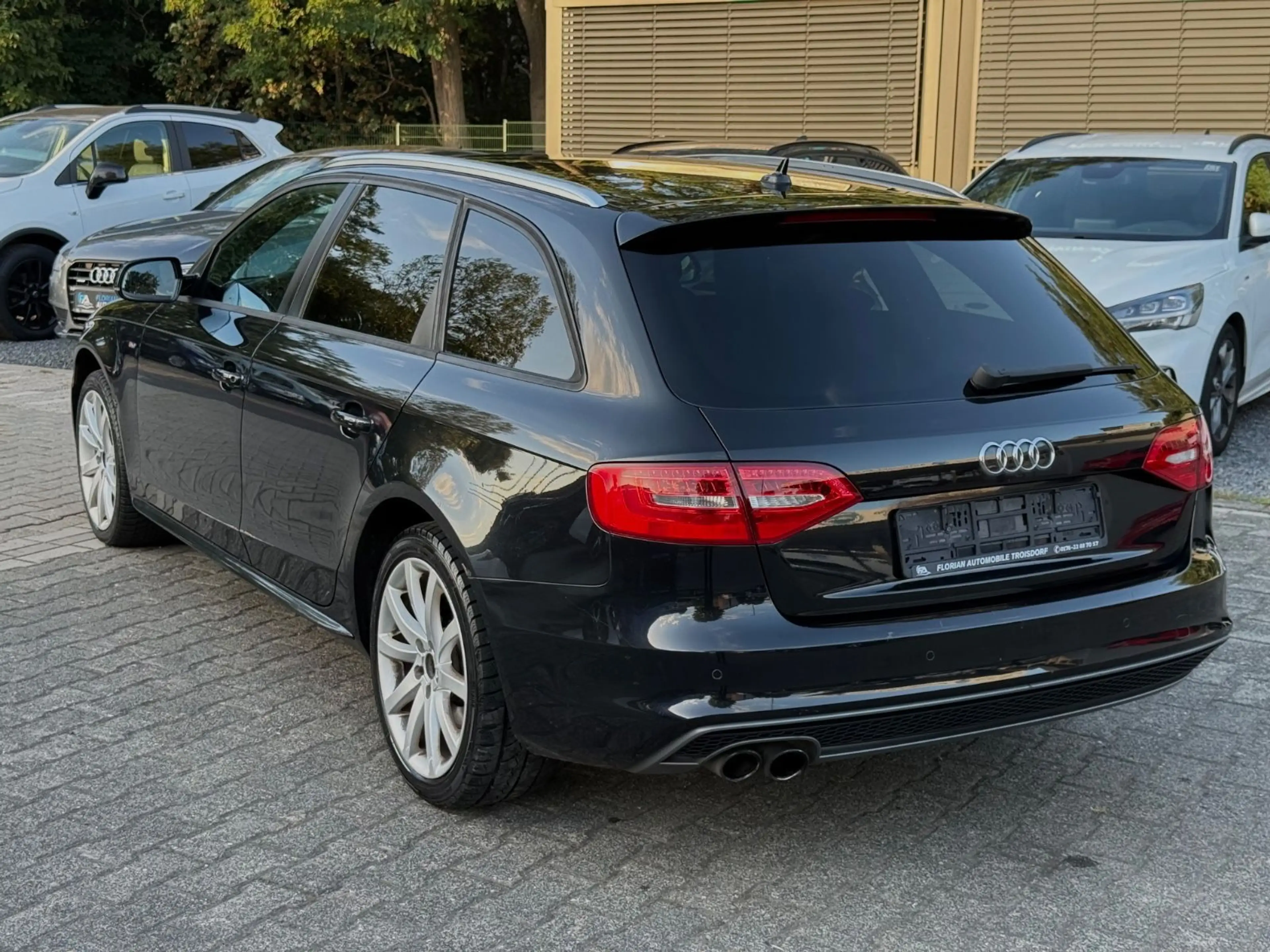 Audi A4 Avant Attraction 2.0 TDI Automatik*S-Line*LED — photo 7