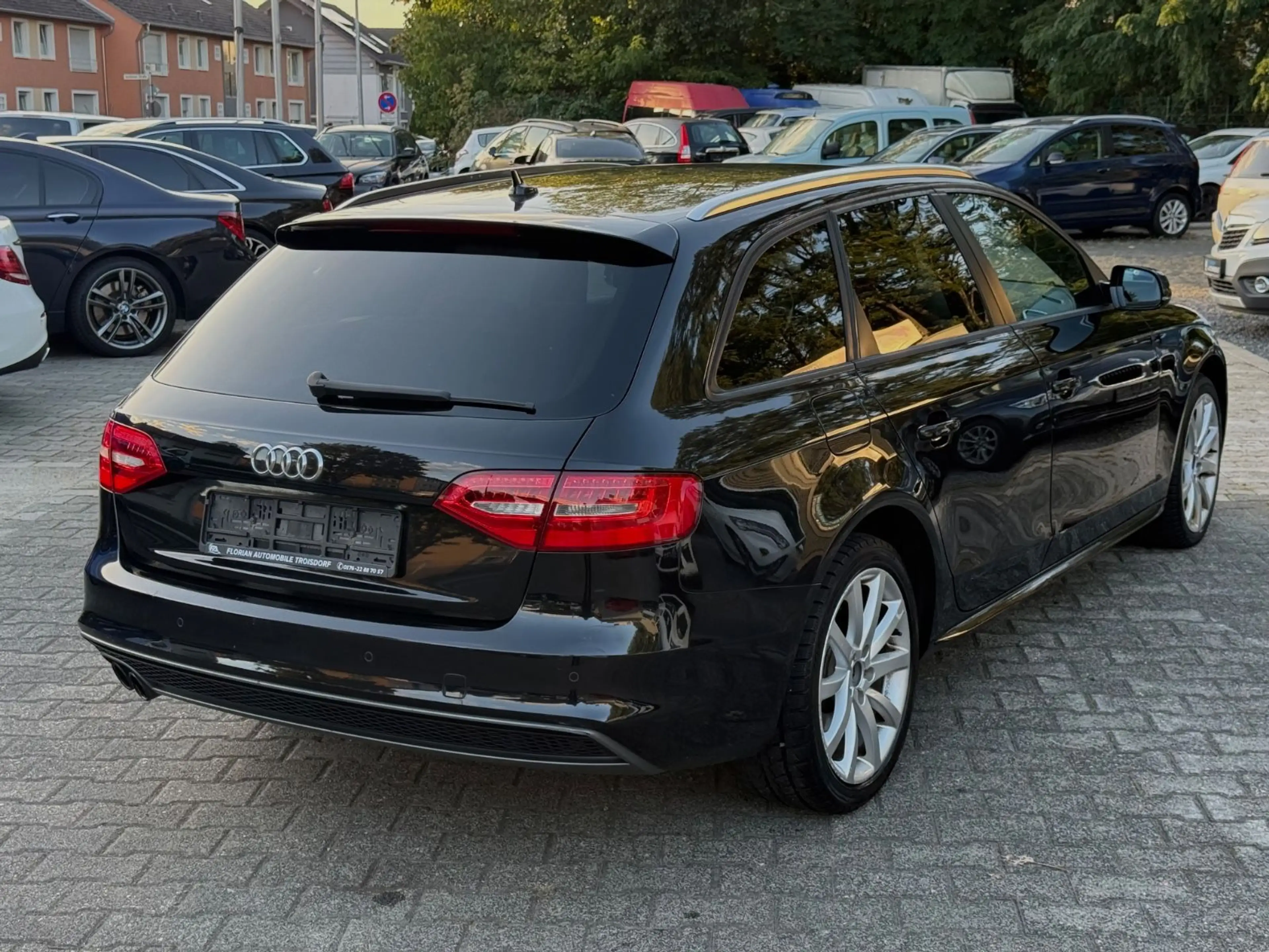Audi A4 Avant Attraction 2.0 TDI Automatik*S-Line*LED — photo 10