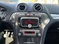 Ford Mondeo Berlina Manual de 4 Puertas Grau - thumbnail 13
