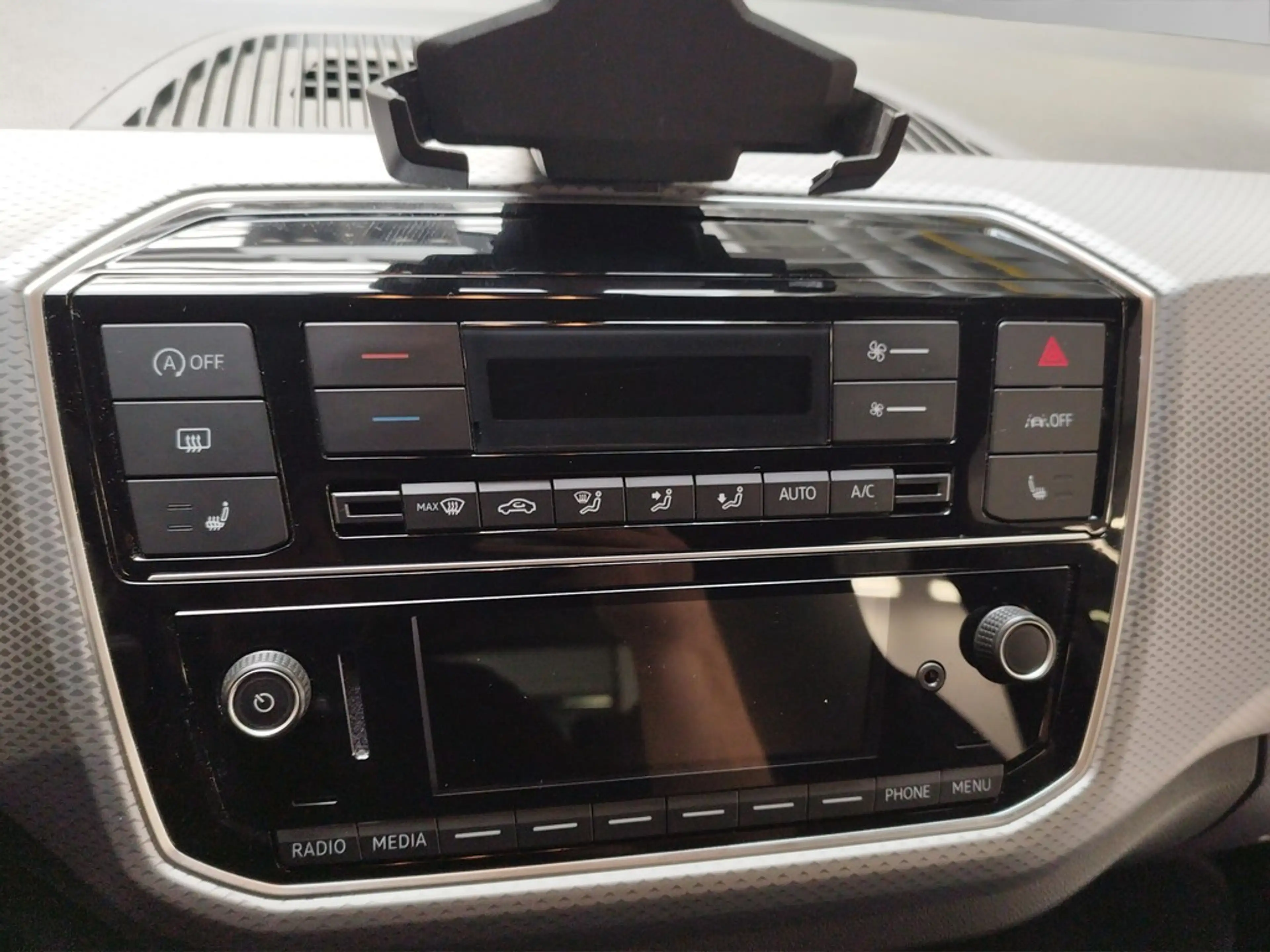 Volkswagen e-up! move up! 1.0 MPI Kamera GRA Bluetooth — photo 13