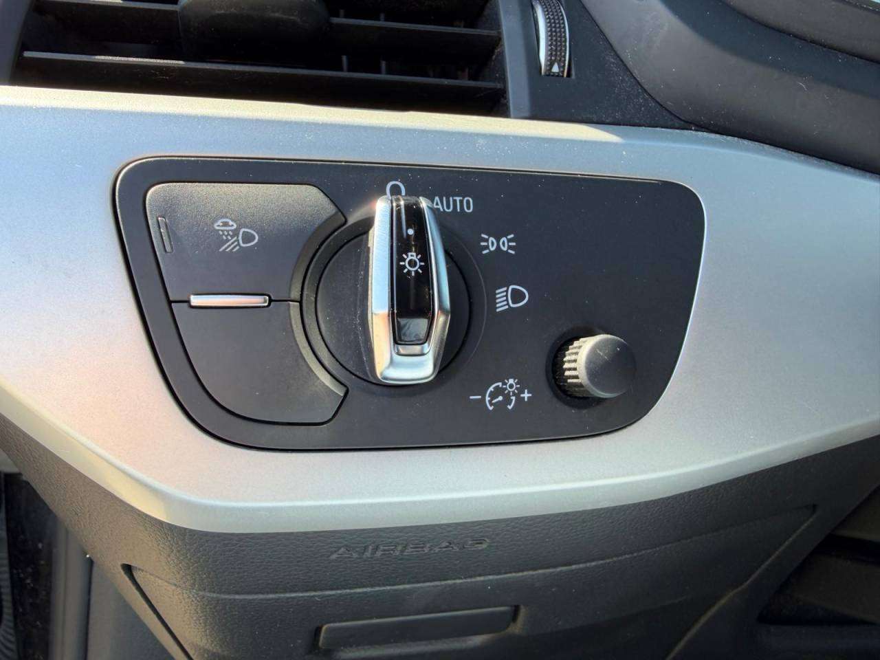 2018 Audi A5 Premium thumb 8