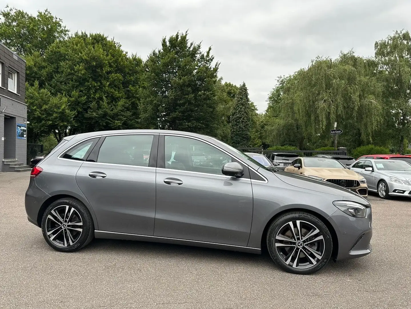 Mercedes-Benz B 220 B220d Progressive DTR/MBUX/Leder/360°/AHK/DAB/18 Grau - 2