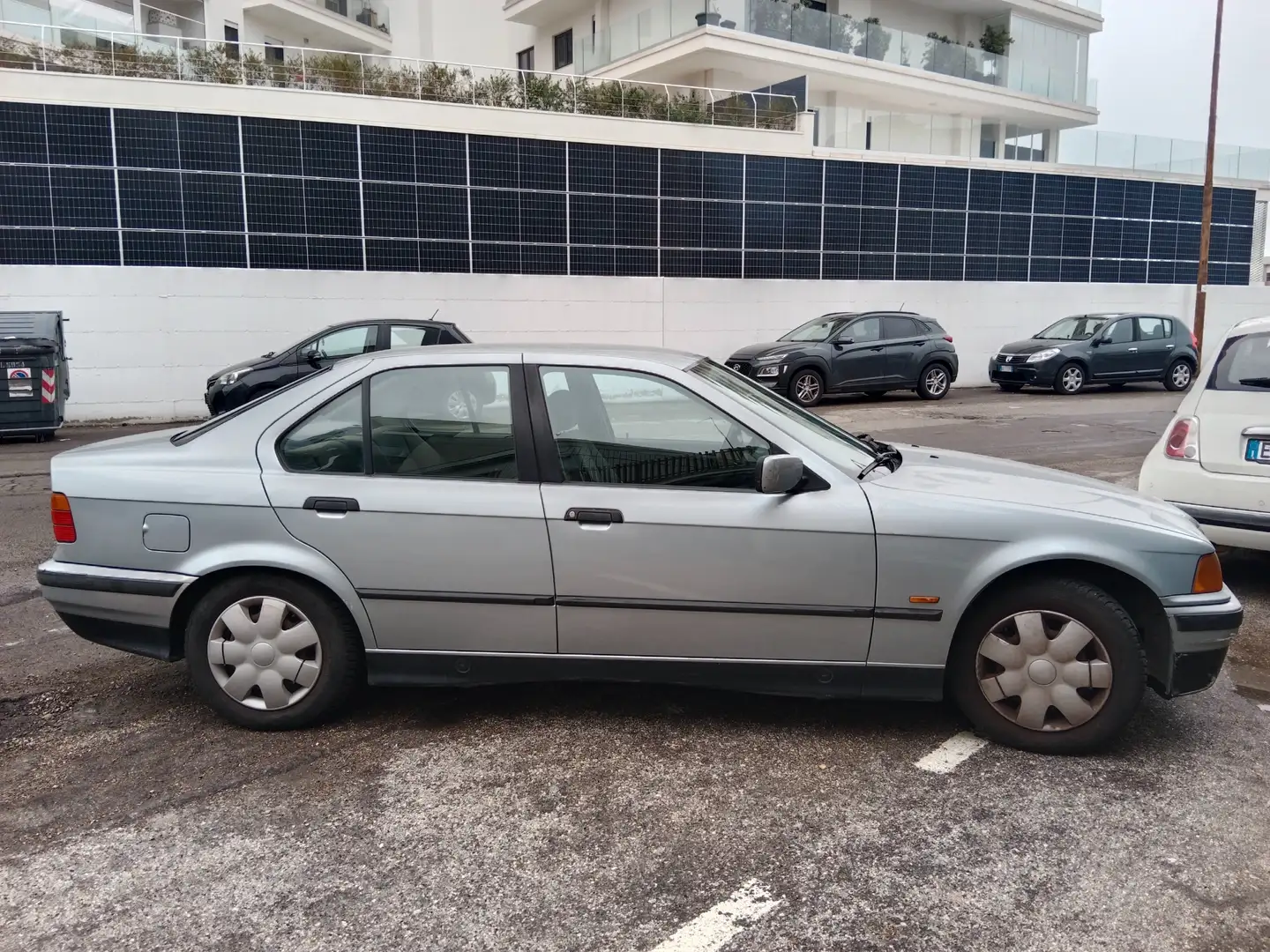 BMW 316 Serie+3+E36+Berlina+316i+c/2airbag+cat. Gris - 1