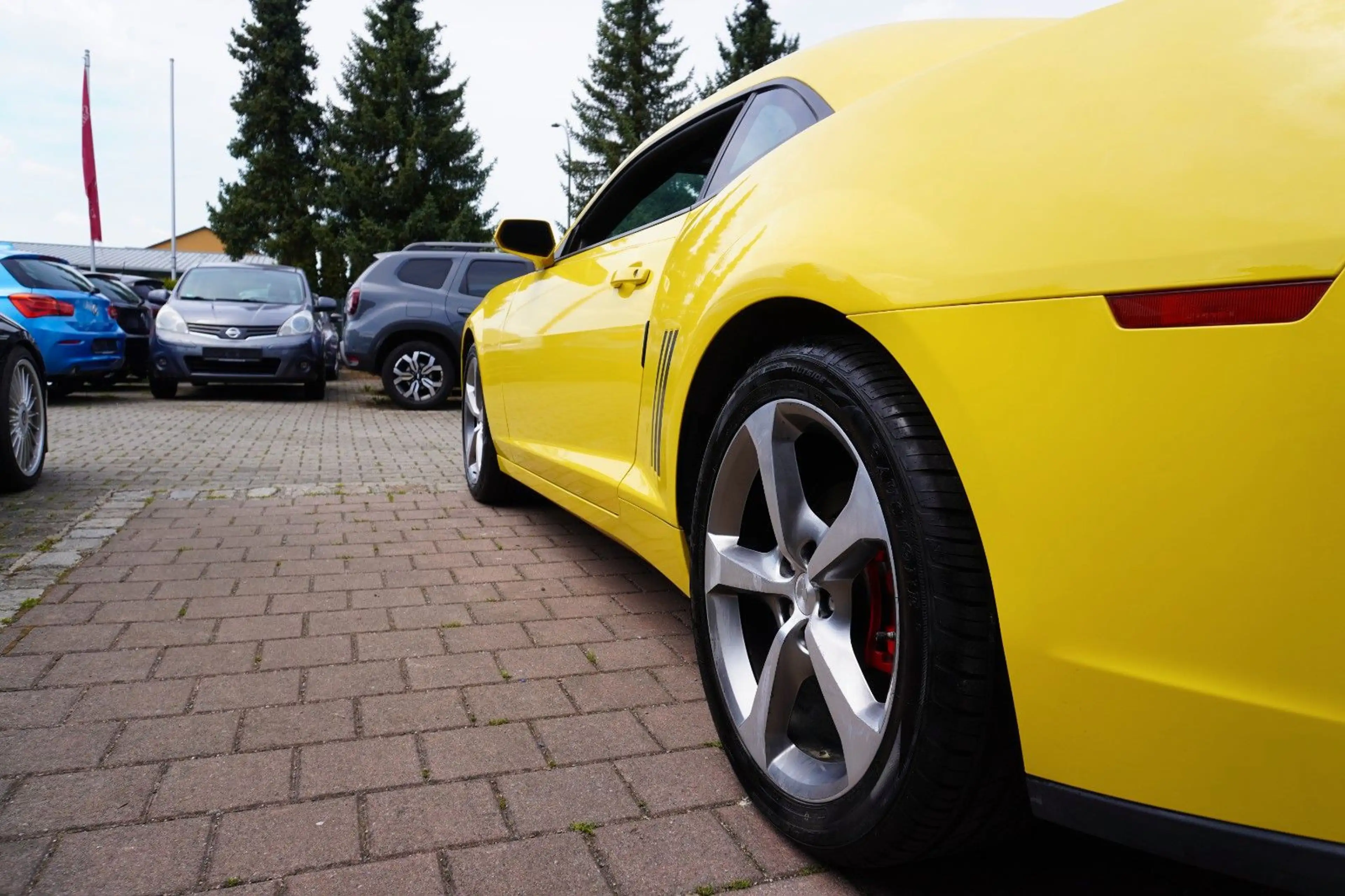 Chevrolet Camaro 3,6*Automatik*20" Alu*Rentnerfahrzeug* — photo 6