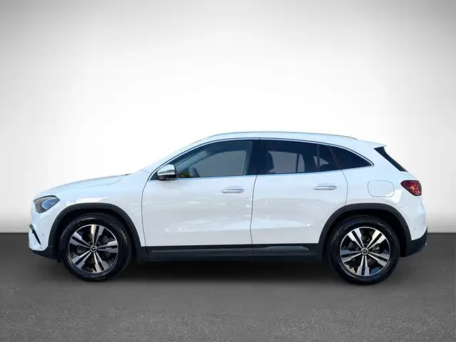 Mercedes-Benz Gla view 7