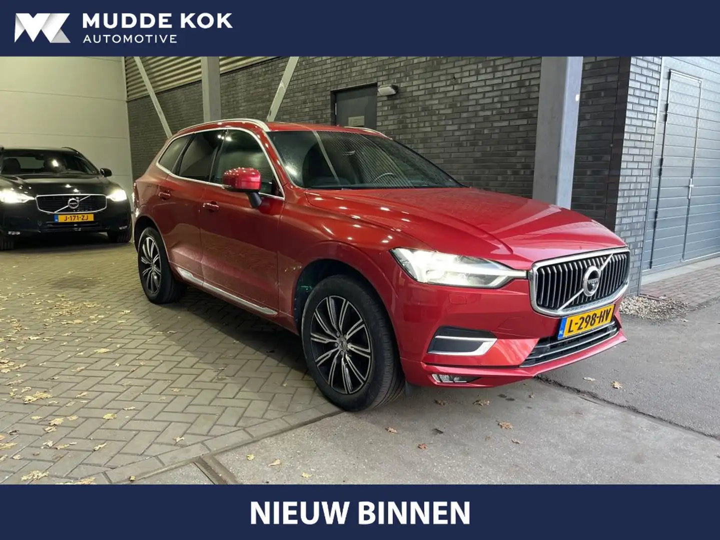 Volvo XC60 D4 Inscription | Panoramadak | 360° Camera | ACC | Rood - 1
