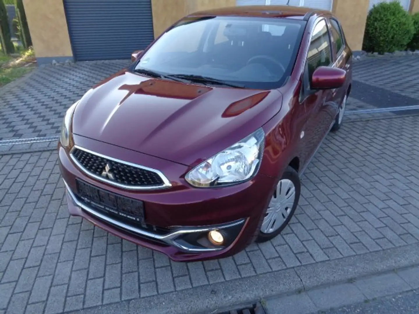 Mitsubishi Space Star Space Star 1.0 Diamant Edition Klima Euro-6 Rot - 1