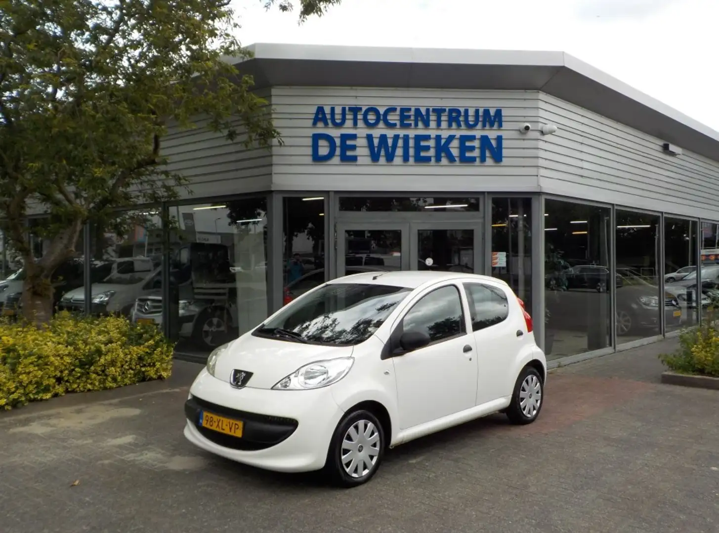 Peugeot 107 1.0-12V XR 5 DEUREN ZEER NETTE STAAT APK GEKEURD T Wit - 1