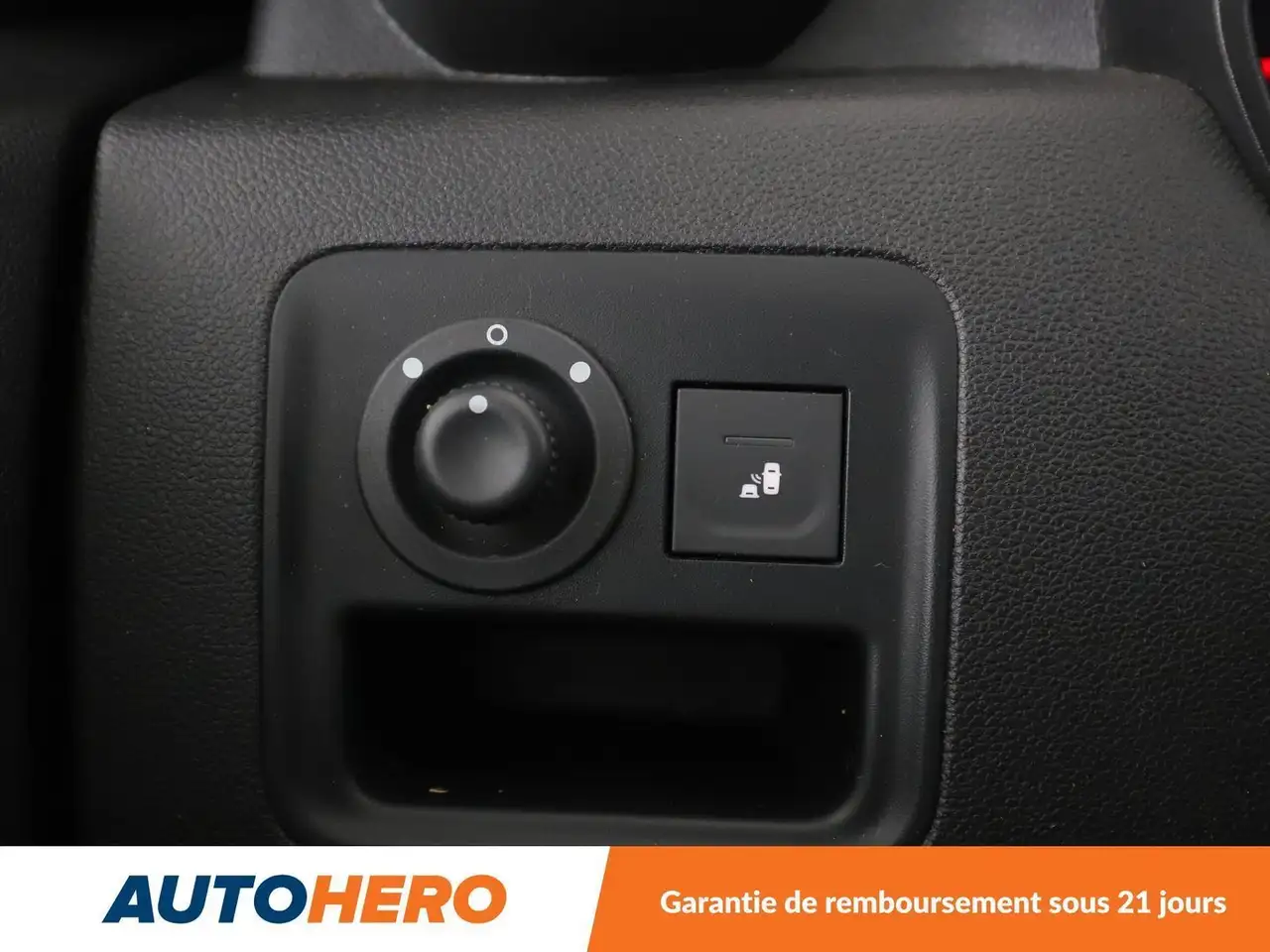 Dacia Duster — photo 32