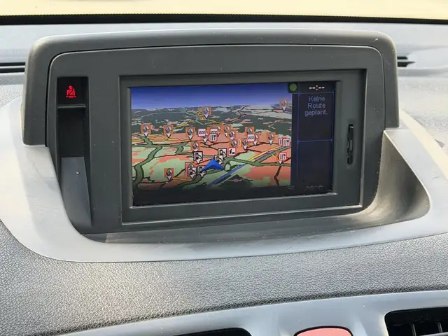 Renault Megane view 11