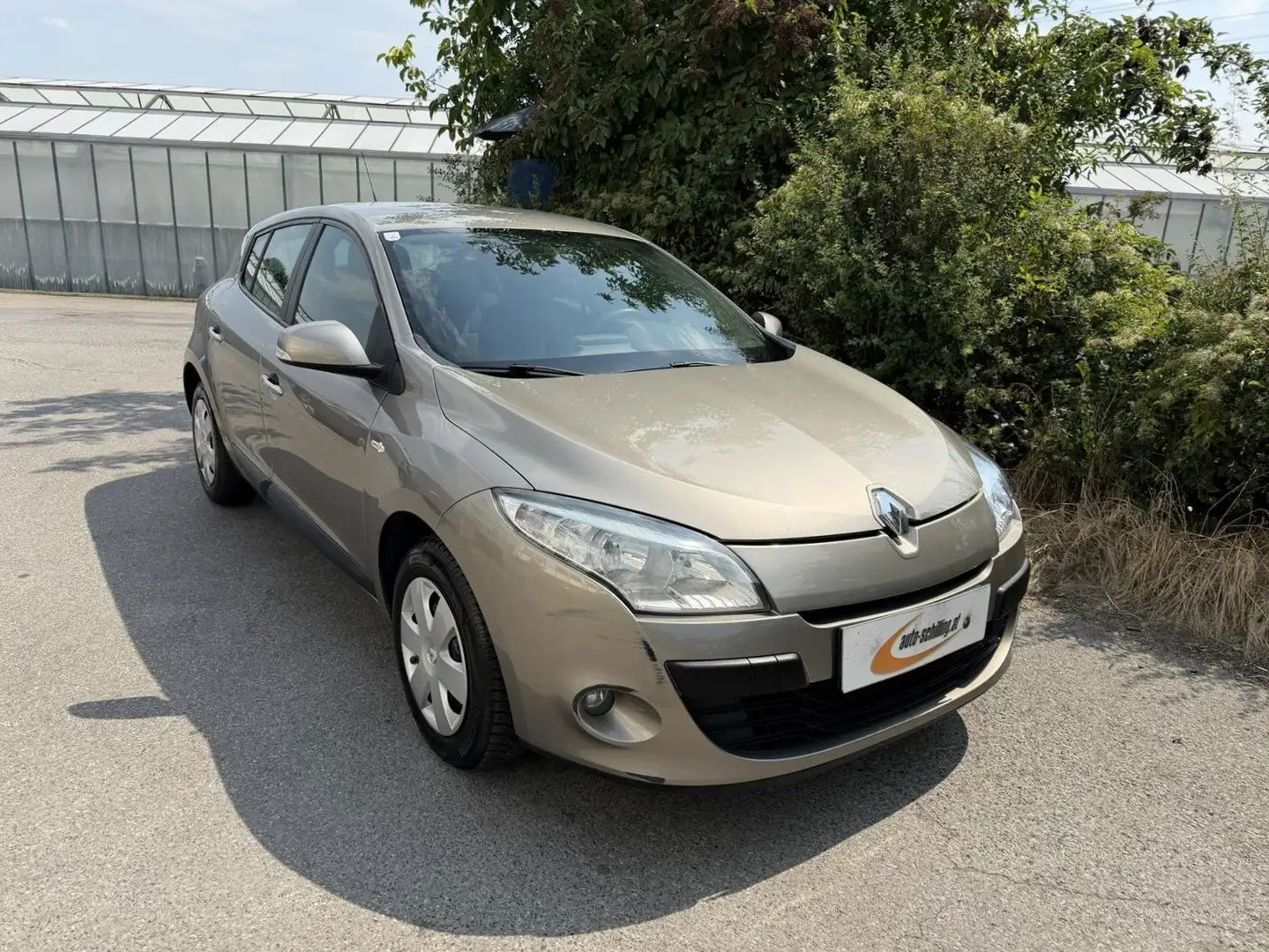 Renault Megane Authentique 1,6 Navi Klima Tempomat Pickerl NEU Gold - 1